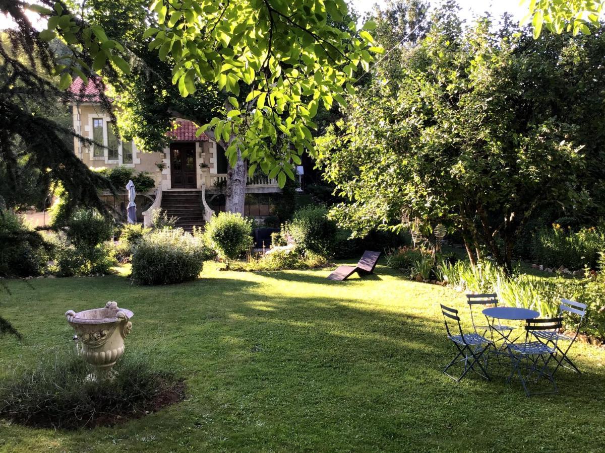 Villa Léovil Saint-Pompont Exterior foto